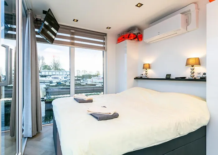 The Queen Holiday home *