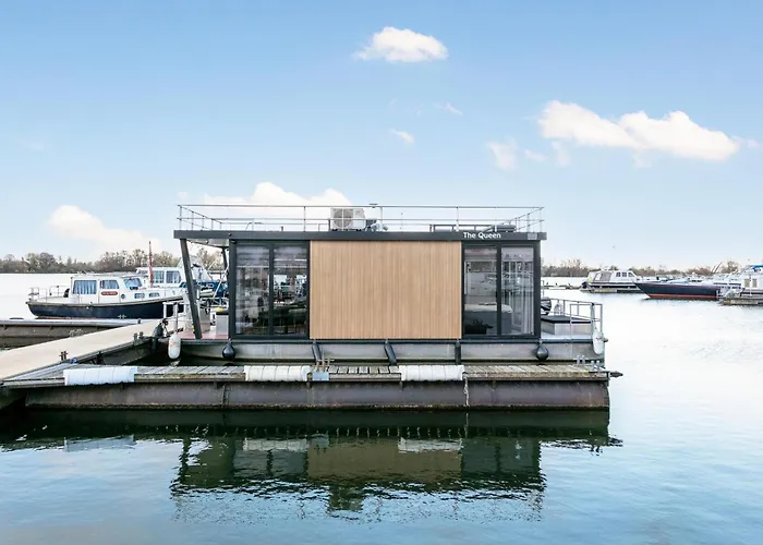 The Queen Holiday home *