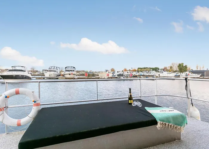 Holiday home The Queen Kerkdriel