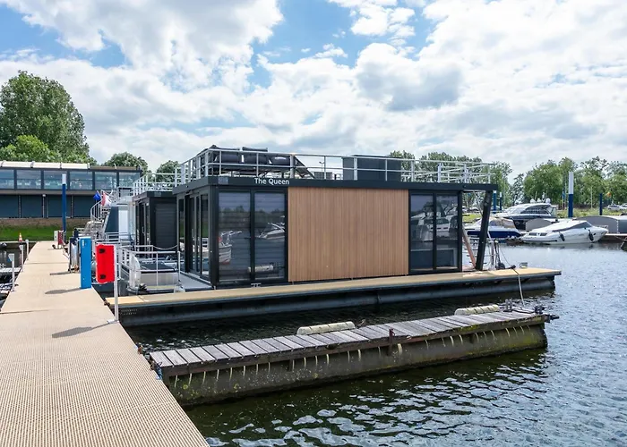 The Queen Holiday home